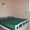 Отель Central Holiday Home With Terrace And Garden, Parking Available, фото 2