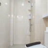 Отель Comfort 2Br Apartment At Vida View Makassar, фото 5