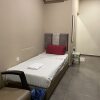 Отель OYO 90701 Venomi Hotel, фото 29
