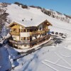 Отель Spacious Apartment on Slopes in Saalbach-hinterglemm, фото 1