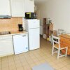 Отель Apartment with 2 Bedrooms in Trouville-Sur-Mer, with Wonderful Sea View, Enclosed Garden And Wifi, фото 4