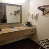 Отель Executive Inn & Suites, фото 15