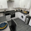 Отель Large 6 bedroom house in Smethwick, фото 6