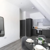 Отель Skyvillion -vineyard Court- Enfield 1bed With Balcony, фото 4