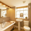 Отель Luxury refurbished Gamekeeper's cottage, 15 acres of woodland by Hadrian's Wall, фото 16