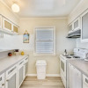 Отель Betsy's Beachfront Cottage, фото 4