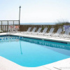 Отель Castaway Beach Inn & Swim Up Bar, фото 13