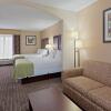 Отель Holiday Inn Express Hotel & Suites Charleston - Southridge, фото 26