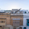 Отель Beautiful, typical Maltese 4BR HOME with ROOF TOP by 360 Estates, фото 20
