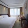 Отель Vienna Hotel Fenghuang Branch, фото 5