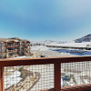 Отель New Listing! Contemporary W/ Lake Views 3 Bedroom Condo, фото 17