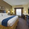 Отель Holiday Inn Express and Suites Moultrie, an IHG Hotel, фото 5