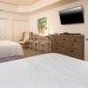 Отель Phoenix On The Bay 1121 1 Bedroom Condo, фото 5