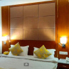Отель Annex Suites, фото 2