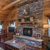 Отель The Breathe Inn - Two Bedroom Cabin with Hot Tub, фото 9