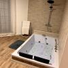 Отель Magnifique Loft 35m2 Jacuzzi RVB NIGHT 1, фото 8