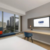 Отель Holiday Inn Express Chongqing Caiyun Lake, фото 4