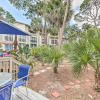 Отель Hilton Head Island Townhome: Patio, Walk to Beach, фото 16