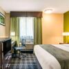 Отель Quality Inn & Suites, фото 33