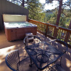 Отель King Bed Condo With Personal Hot Tub On Deck With River View 1 Bedroom Condo, фото 5
