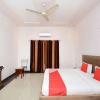 Отель OYO 31031 Ds Royal Guest House, фото 6