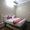 Отель OYO 7024 Hotel Vakratunda, фото 5