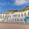Отель The Artists Retreat, фото 1