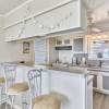 Отель Betsy's Beachfront Cottage, фото 11