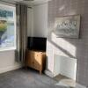 Отель 2 bed cottage with private off street parking, Haverigg, фото 1