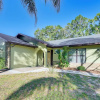Отель Spring Hill Home w/ Pool, BBQ Grill & Outdoor TV!, фото 1