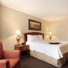Отель Hampton Inn & Suites Kansas City-Country Club Plaza, фото 7