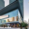 Отель The Ritz-Carlton, Toronto в Торонто