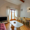 Отель Cosy apartment at 8 min from the beach in Saint-Cyr-sur-mer - Welkeys, фото 7