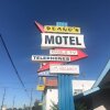 Отель Deano S Motel Culver City в Калвере Сити