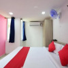 Отель OYO 18487 V Wella Inn, фото 13