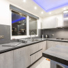 Отель Brand New 3Bed-Hosted By Sweetstay, фото 6