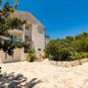 Отель Sandra - Quiet & Close to the Beach - SA2, фото 13