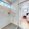 Отель Stylish East Austin - Near Downtown & River 3 Bedroom Home, фото 8