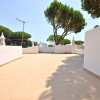 Отель Traditional Private Pool, Walking Distance to Centre, Golf Facing, фото 16