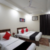Отель OYO 8497 near Delhi Airport, фото 6