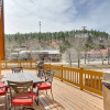 Отель Cozy Keystone Cabin: Hot Tub, 3 Mi to Mt Rushmore!, фото 15