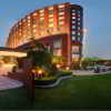 Отель Radisson MBD Noida в Нойде