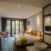 Отель Vinh Hung Old Town Hotel, фото 4
