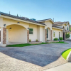 Отель Unique El Paso Home w/ Patio ~ 1 Mi to The Shoppes, фото 17