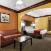 Отель Comfort Suites Lake Jackson Clute, фото 16