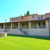 Отель Luxurious Farmhouse in Montalcino with Pool, фото 1
