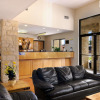 Отель Days Inn & Suites by Wyndham Llano, фото 2
