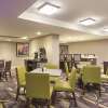 Отель La Quinta Inn & Suites by Wyndham Baltimore BWI Airport, фото 24
