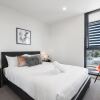 Отель Ilixir Apartments by Ready Set Host, фото 5