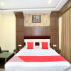 Отель OYO 5710 The Majestic Crown Hotel, фото 13
